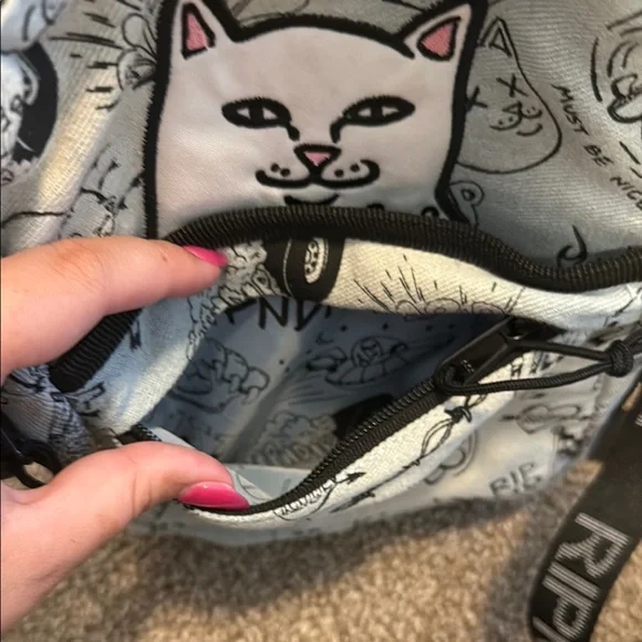 Ripndip Black and White Cat Crossbody Bag - Picture 6 of 6